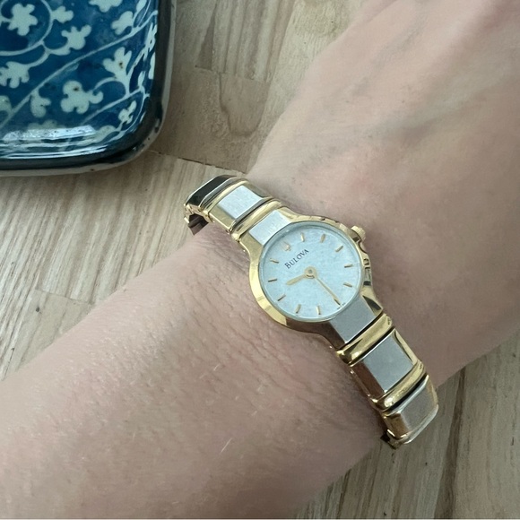 Bulova Ladies Watch Two-Tone Bracelet White Sparkly Dial Gold-Tone Hands Markers main image 9
